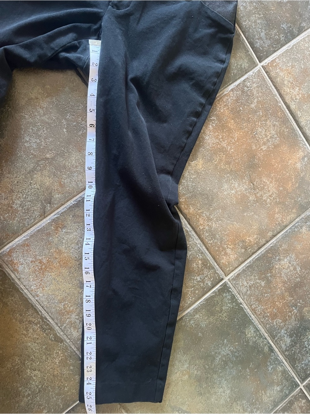 🌸2/20 ✨Host Pick Gap maternity black crop pants size 4 stretchy waist Timeless - Picture 6 of 9